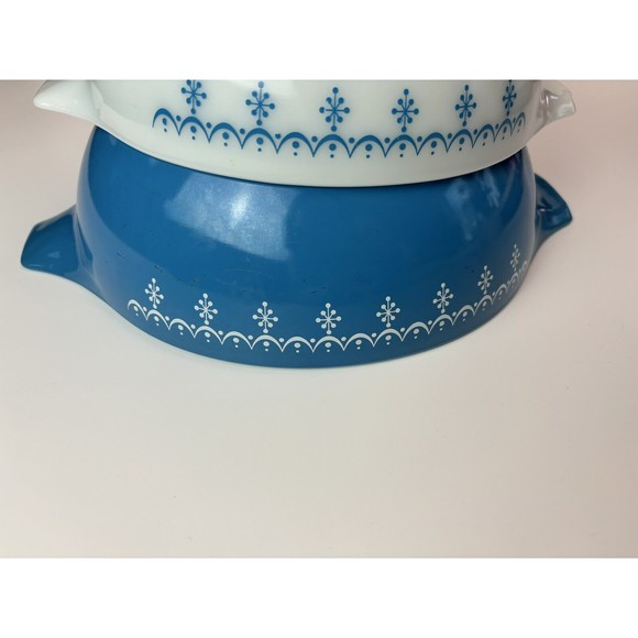 Vtg Set of 4 Pyrex Snowflake Cinderella Garland Nesting Mixing Bowls With Stands - Picture 10 of 11
